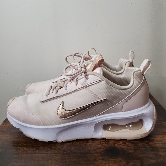 Womens Nike Air Max Intrlk Lite Running Sneakers Size 7.5 Air Padded Sole - Picture 7 of 15